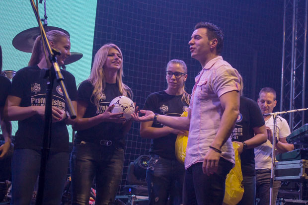 Амадеус бенд одржао хуманитарни концерт у Крагујевцу